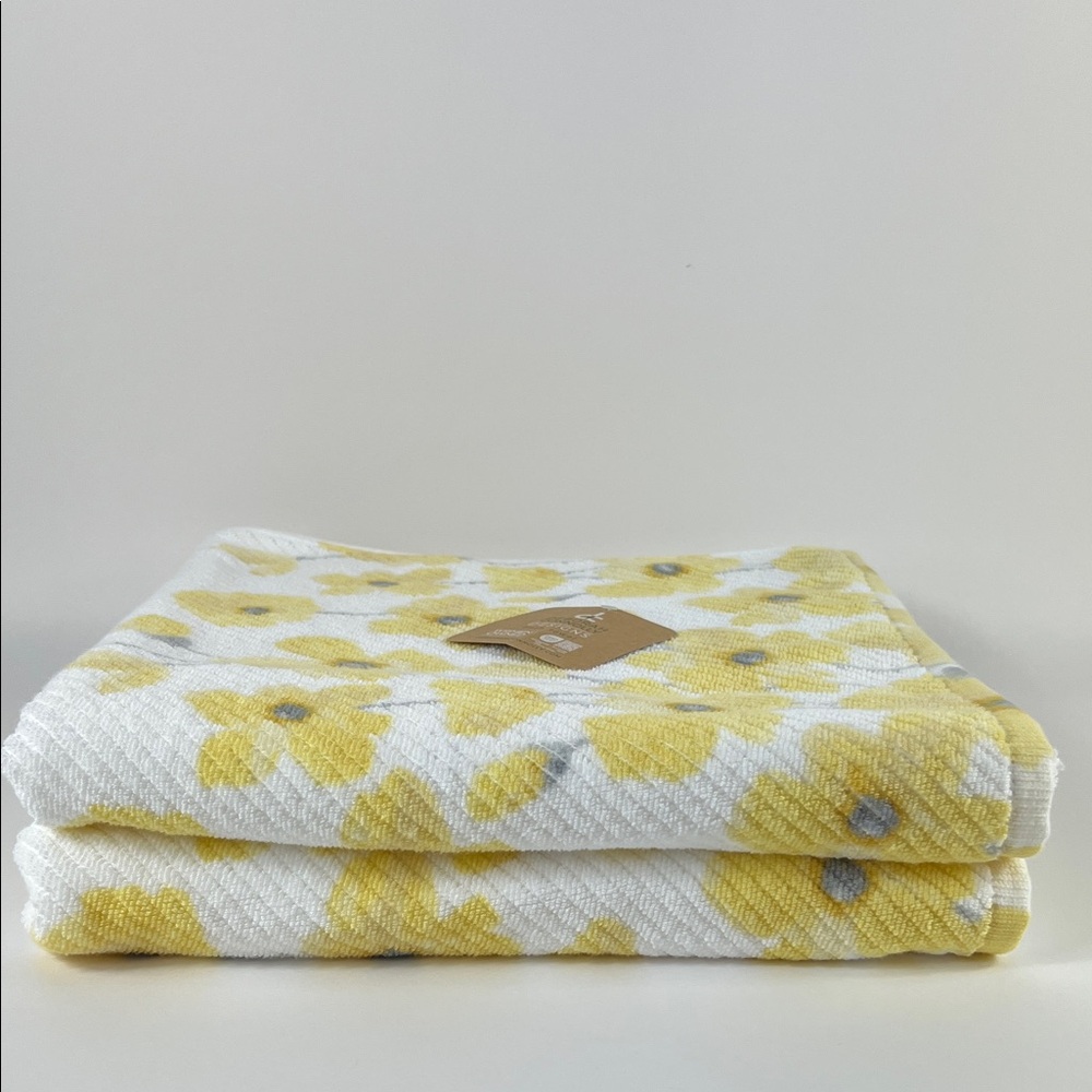 Deborah Connolly Bath Towels Yellow White Floral Soft 100% Cotton Set of 2 NEW